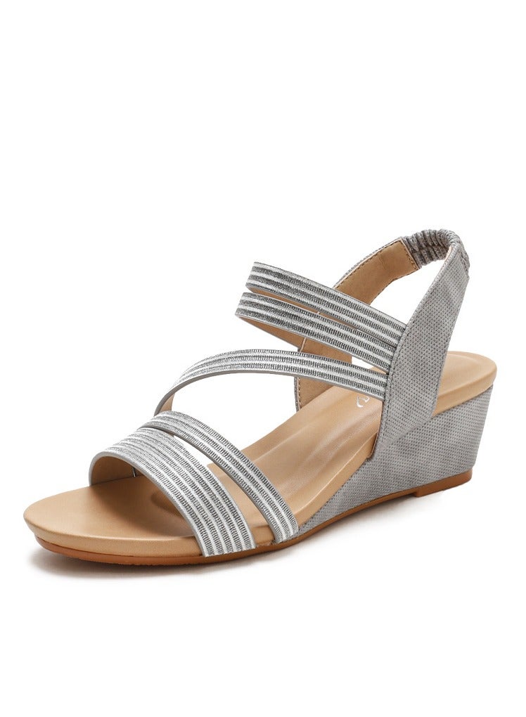 KUYING Sandals Are A Versatile Summer Item  - Image 1