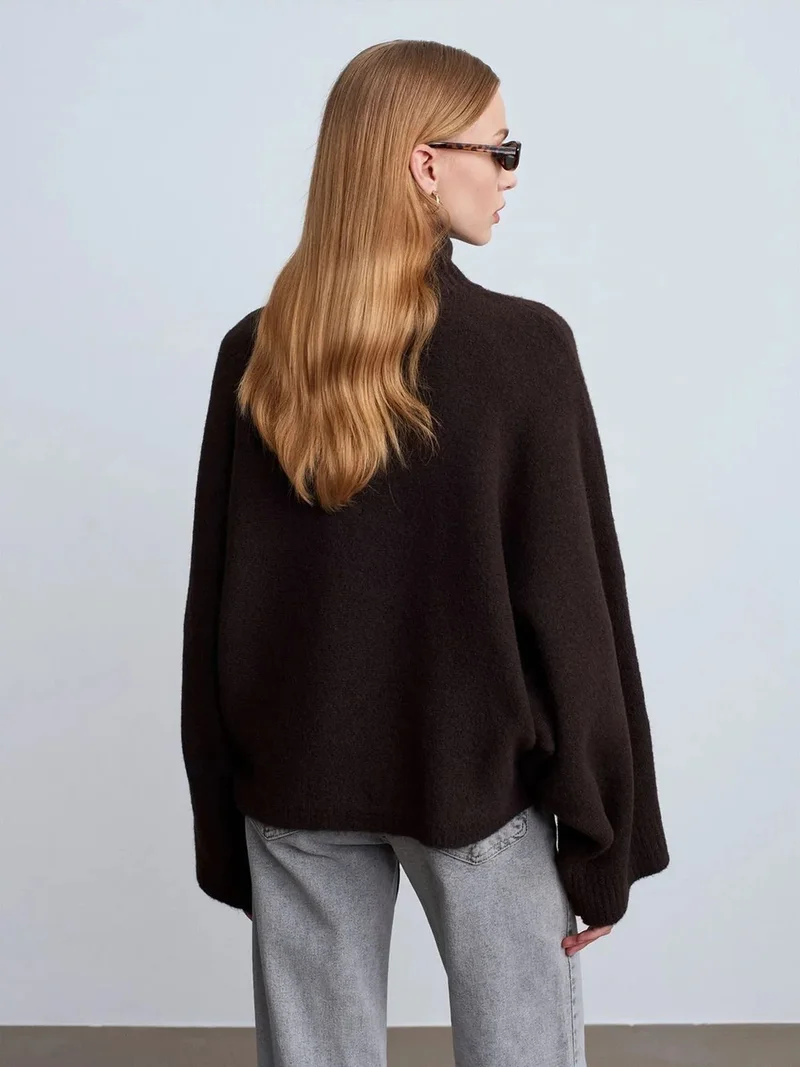 ديلفين DILVIN Oversized Ribbed Turtleneck Sweater