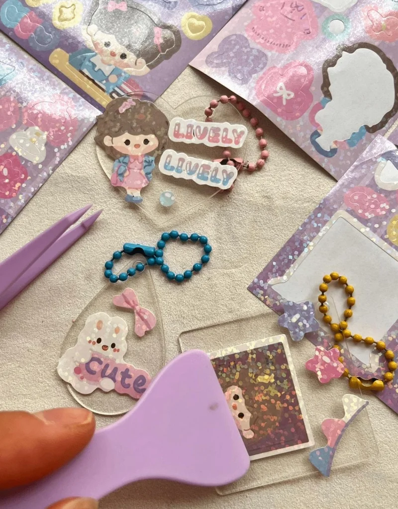 كاغيت جيمي دوكان Design Your Own Keychain with Cute Girl 58 Piece Purple Sticker Set / Keychain / Bullet Journal