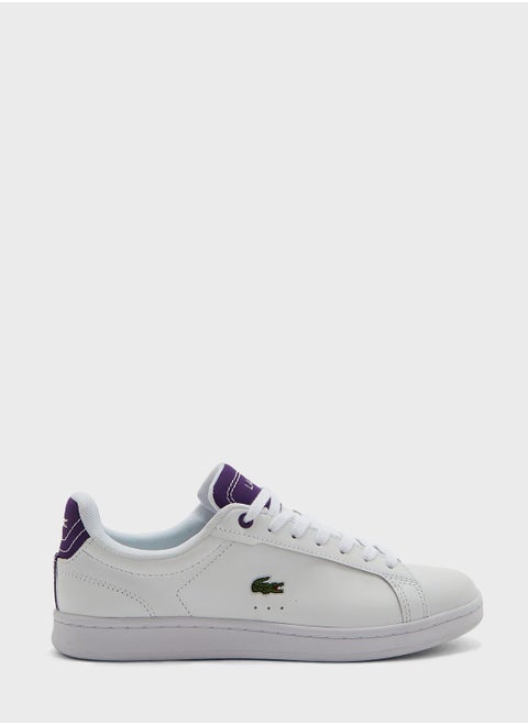 Carnaby Pro 2232 Low Top Sneakers