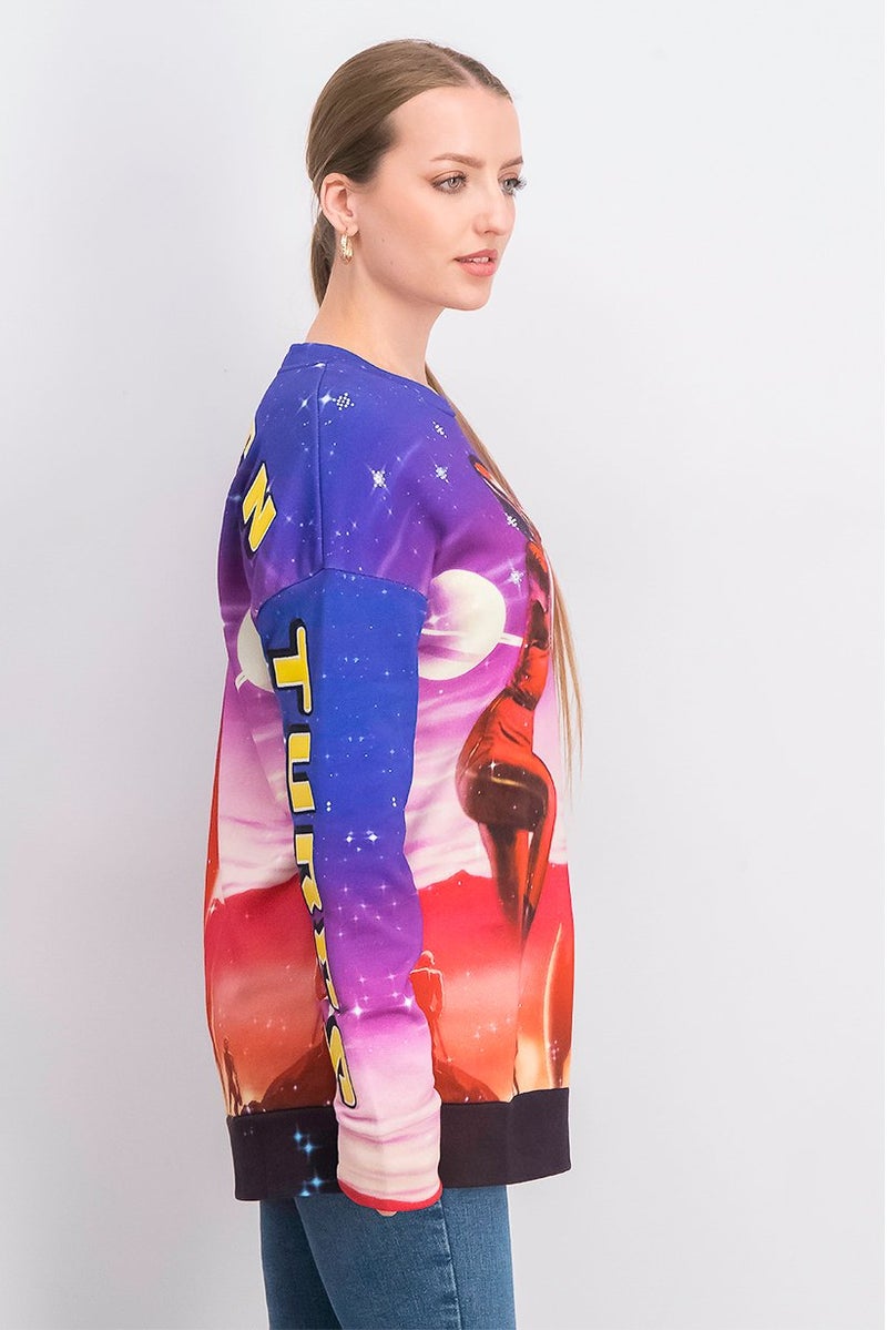 PINKO سويت شيرت نسائي بياقة دائرية بطباعة جرافيك، متعدد الألوان - Image 4