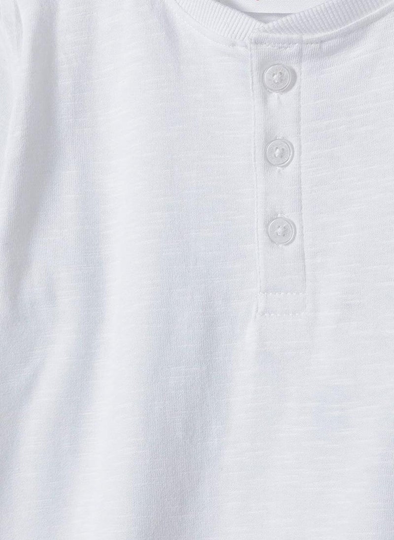 مينوتي تيشيرت هينلي للمراهقين بأكمام قصيرة وياقة بأزرار - Image 3