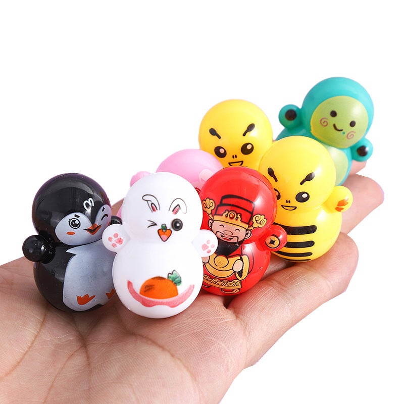 Cartoon Mini Penguin Bobblehead Toy - Image 5