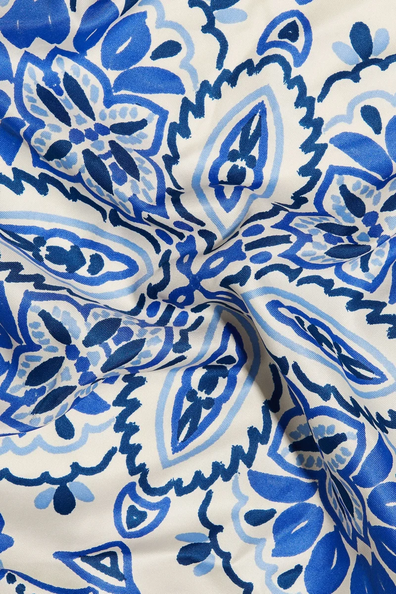 H&M Patterned Scarf