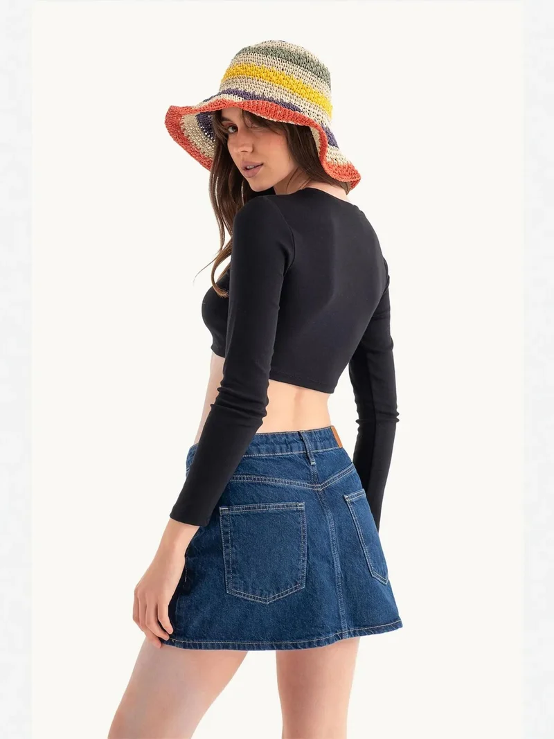 HICCUP Scoop Neck Basic Top