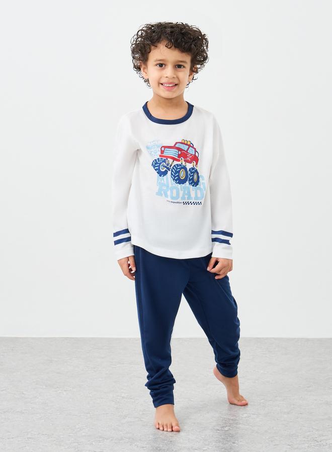 Styli Car Graphic Print T-Shirt and Pyjama Set - Image 2