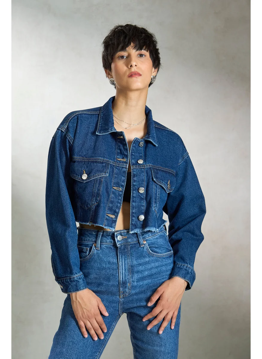 فيرجيو Virgio Women Cotton Collar Neck Crop Length Denim Full Sleeve Jacket