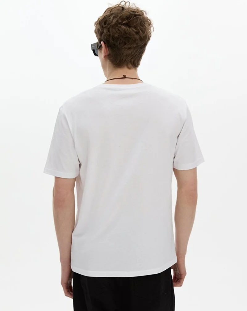 ال تي بي White T-Shirt