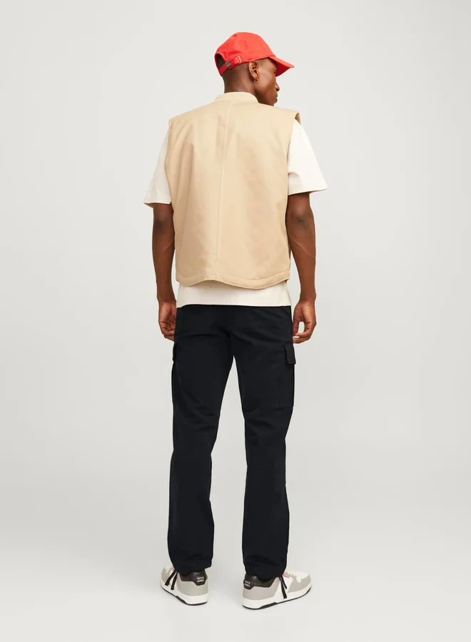 JACK & JONES Solid Relaxed Fit Cargo Pants
