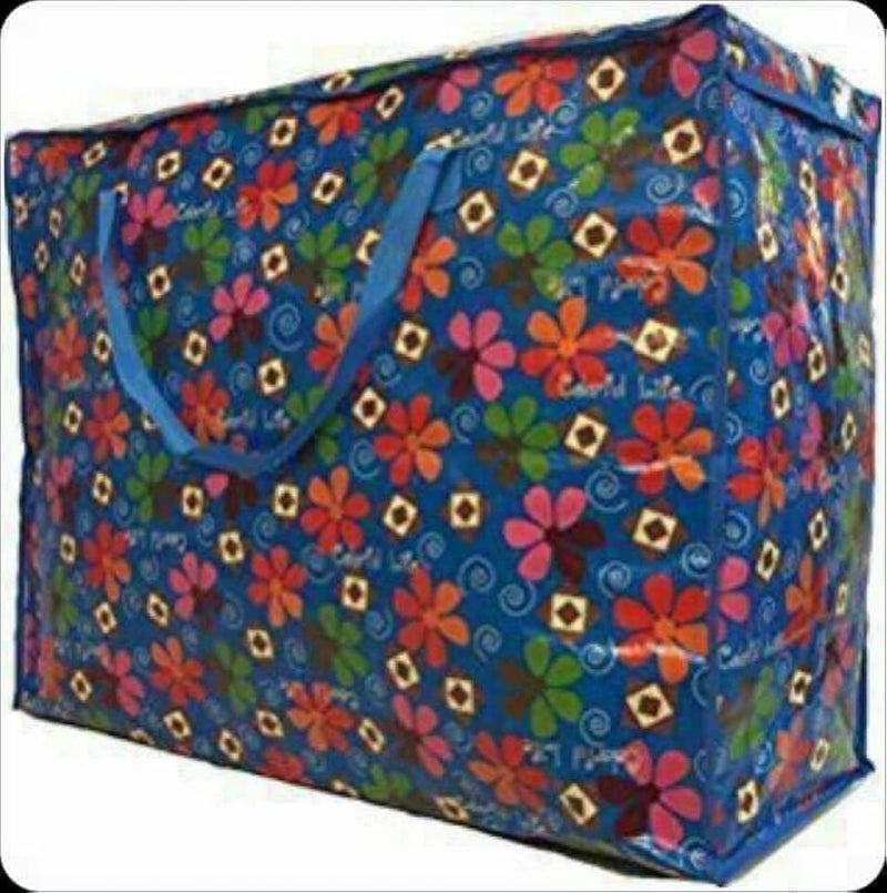 Multi-colored clothes and blanket storage bag - Image 1