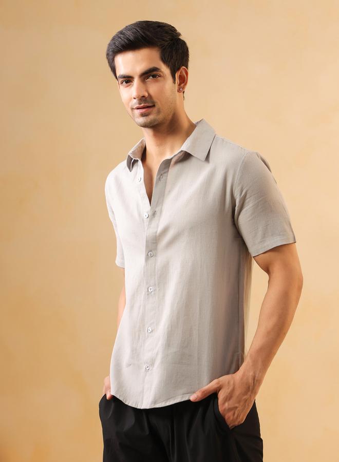 TRULOOM Men Solid Regular Fit Cotton Shirt - Image 1