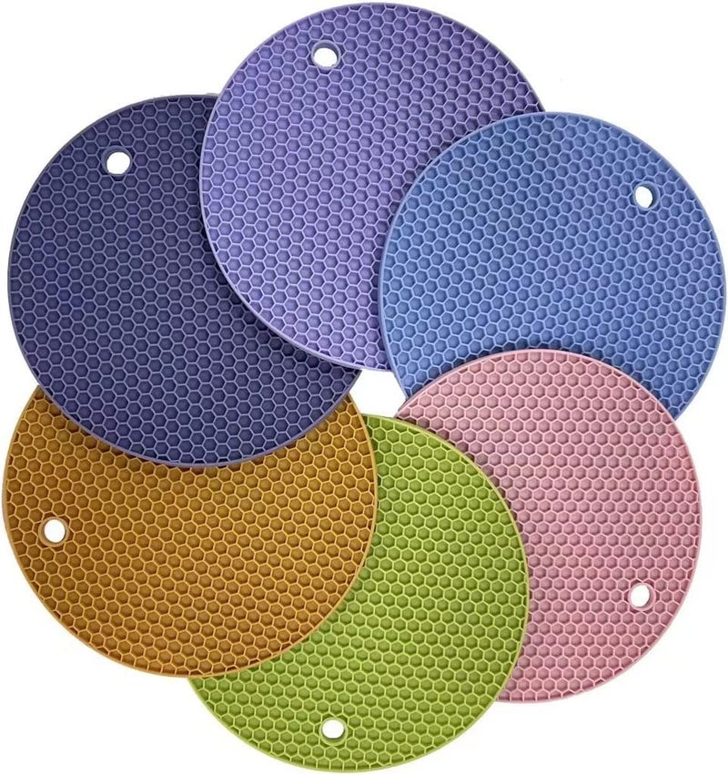 we3 6 PCS Trivets Jar Openers Gripper Coasters, Bottle Lid Openers, Double Boiled Holder, Cup Holder, Multi-Purpose Non Slip Jar Grip Opener Set of 6 18 * 18 cm Random Color - Image 1