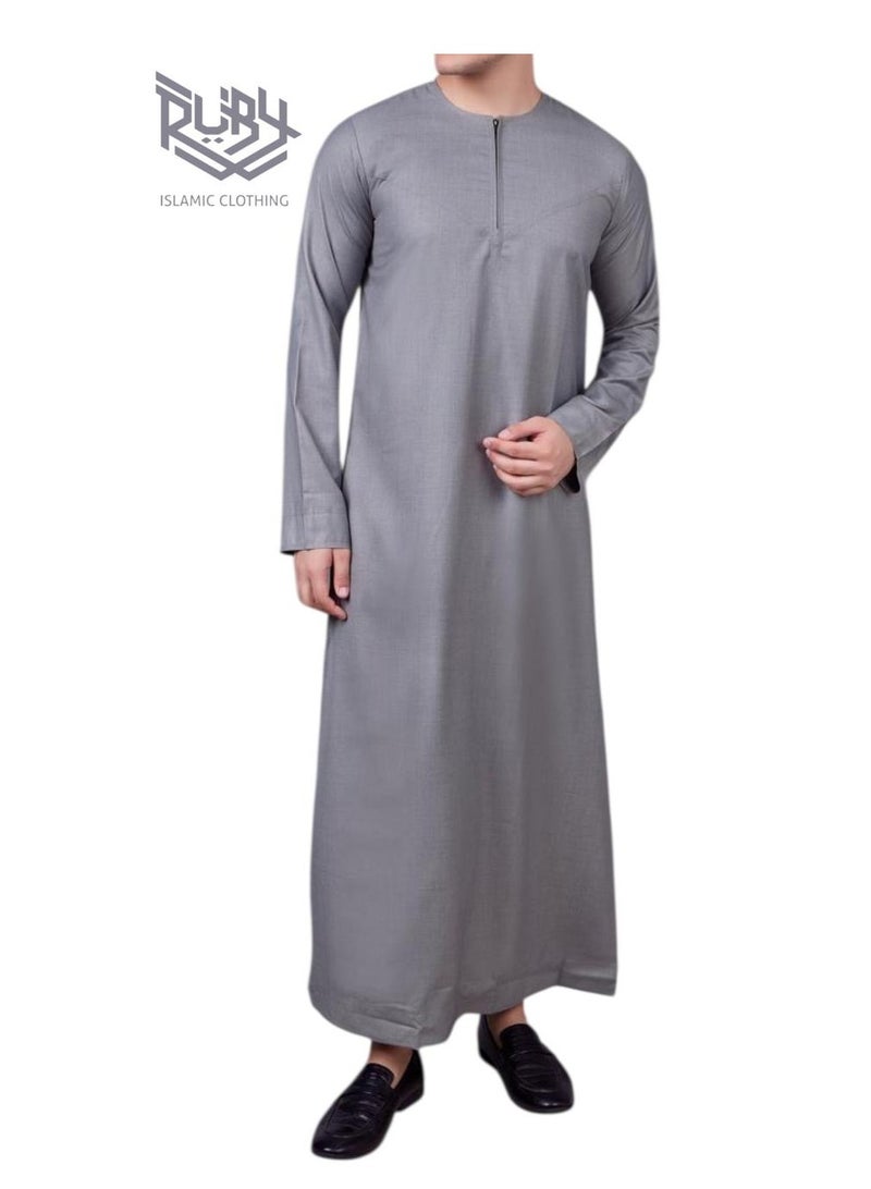 روبي للملابس الإسلامية ثوب كندورة رمادي إماراتي للرجال مع تفاصيل سحاب عصرية - Image 1