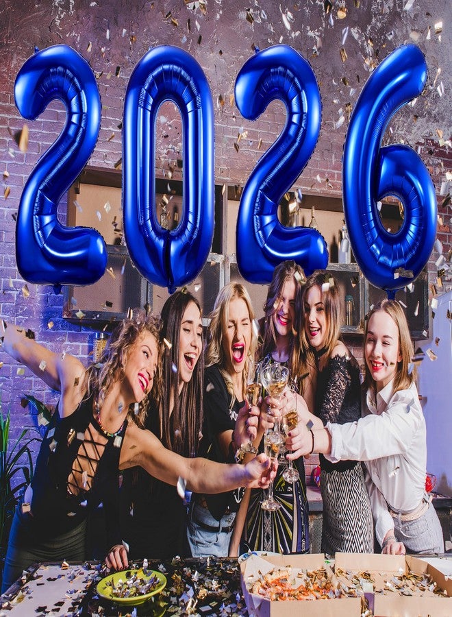 بي بي پوّل بالونات زرقاء داكنة تحمل الرقم 2026، بالونات كبيرة من رقائق المايلر مملوءة بالهيليوم مقاس 40 بوصة، مثالية لتزيين حفلات رأس السنة الميلادية وحفلات التخرج. - Image 3