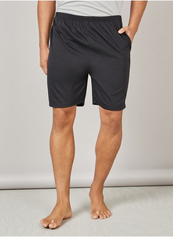 Styli - Contrast Crew Neck Printed Pocket Detail T-shirt and Short Set - Image 1