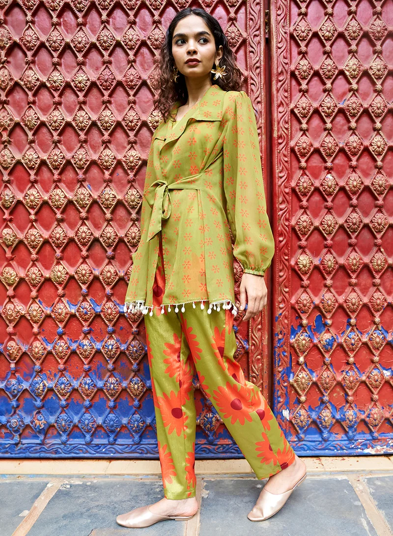 Qissa  Women's Avocado Green Flower Tie-Up Co-Ord Set For Casual Wear | Spagetti Straps | Bishop Sleeves | 3 Piece Co-Ords Designed With Comfort Fit For Everyday Ethnic Wear for Women | Best Price UAE