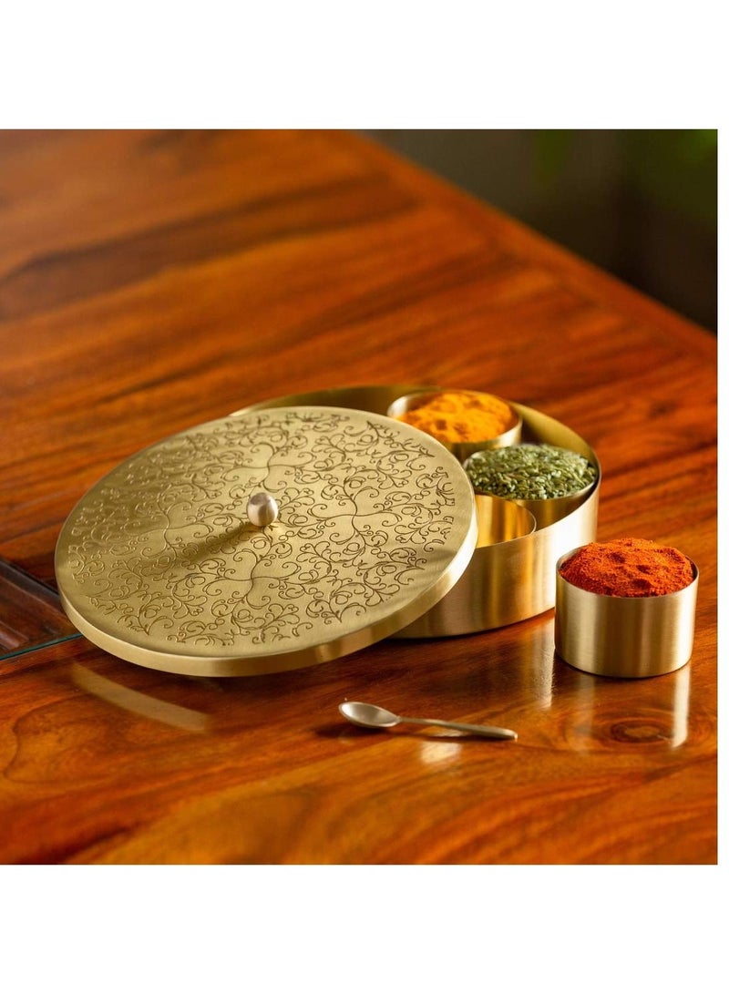 مجموعة صندوق بهارات نحاسية مصنوعة يدويًا من الزهور محفورة بالزهور للمطبخ مع ملعقة - Image 3