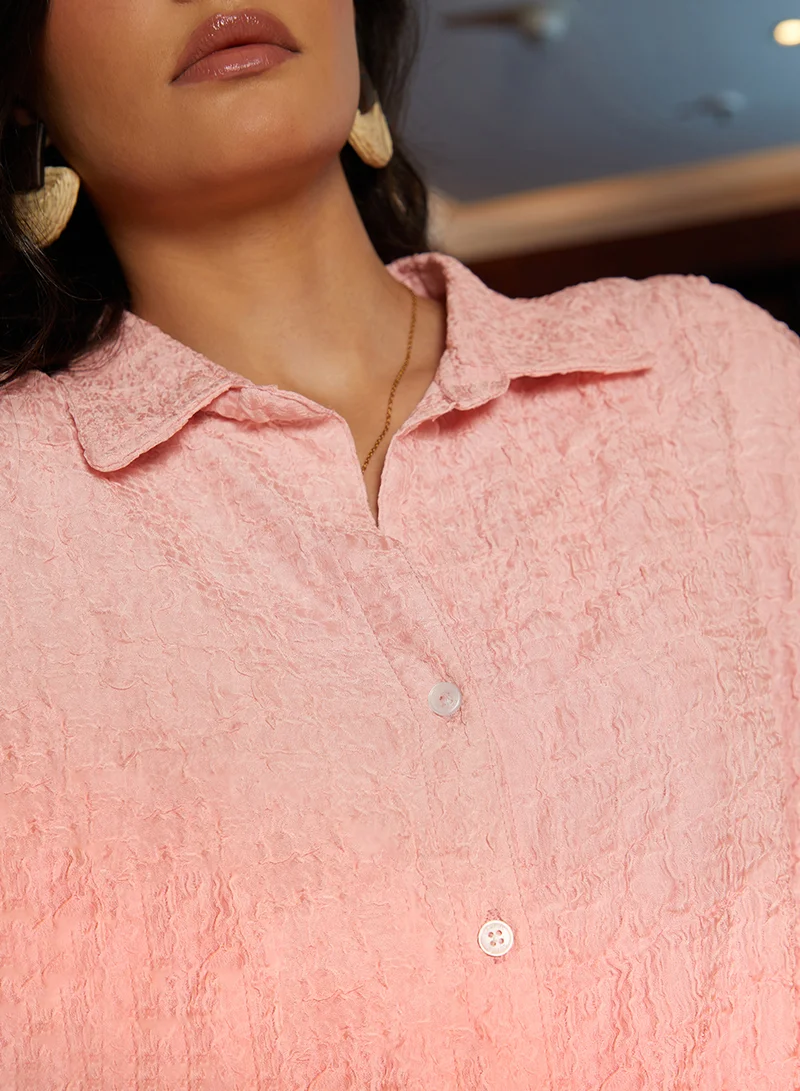 كامبوس سوترا Women's Salmon Pink Cubic-Creased Oversized Shirt