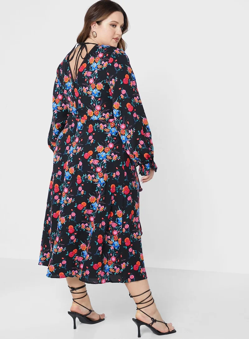 chi chi london curve Plunge Neck Floral Ruffle Sleeve Dress