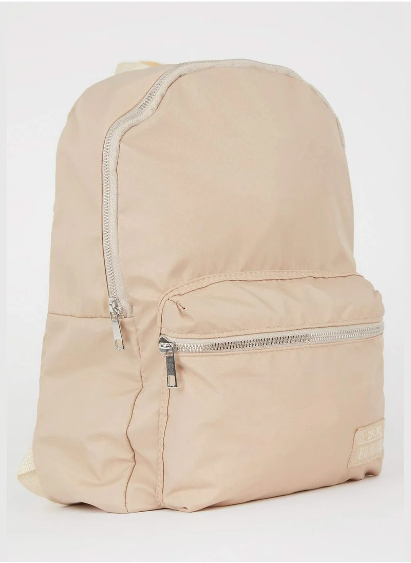 ديفاكتو Basic Front Pocket Backpack