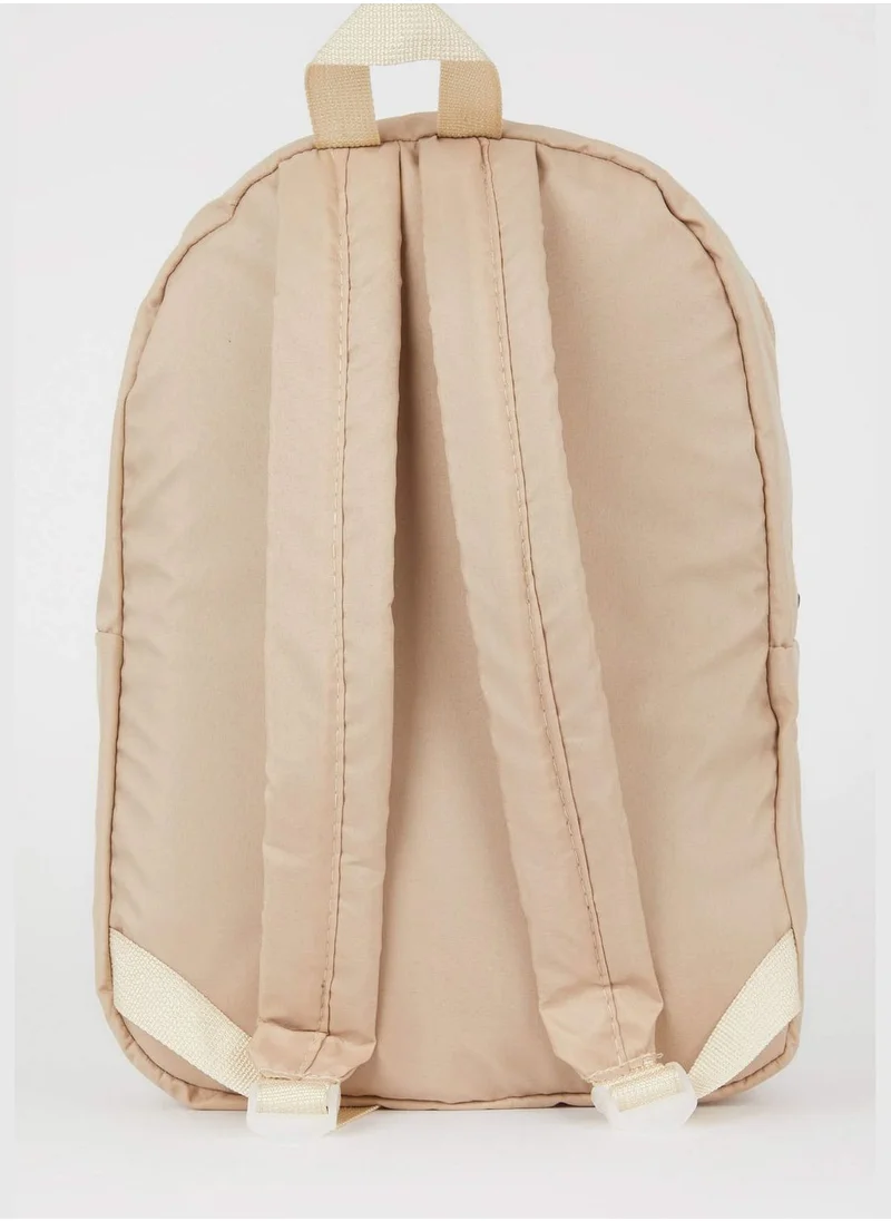 ديفاكتو Basic Front Pocket Backpack