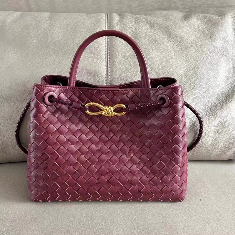 Niche Metal Rope Buckle Woven Tote Bag Genuine Leather Shoulder Handbag Womens Large Capacity Retro Old Money Tote Burgundy 