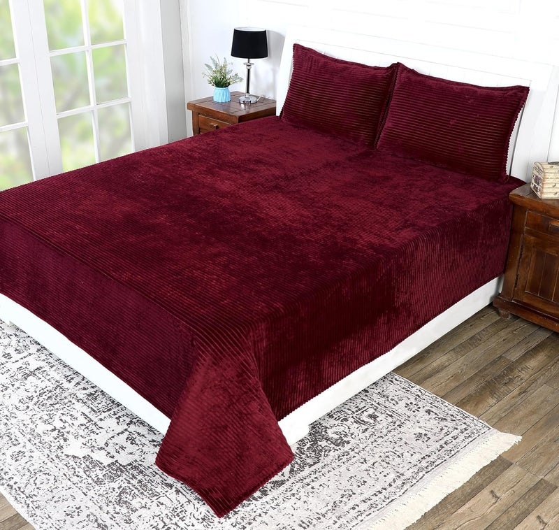 KAWI Velvet Pencil Print Woolen Warm 90"x100" King Size Bedsheet for Winter Season with 2 Zipper 18"X28" Pillow Cover -Maroon Colour, 350 TC - Image 4