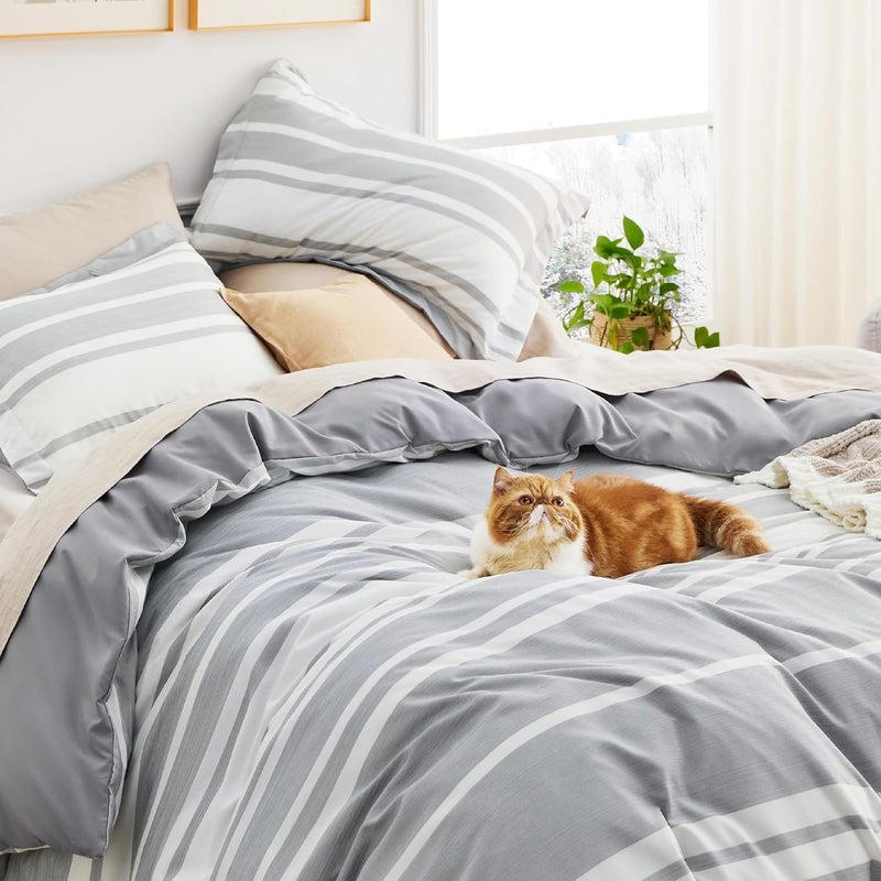Bedsure King Duvet Cover Grey White Striped - Super Soft Cationic Dyed Duvet Cover for Kids with Zipper Closure, 3 Pieces, No Comforter(104"x90") - Image 5