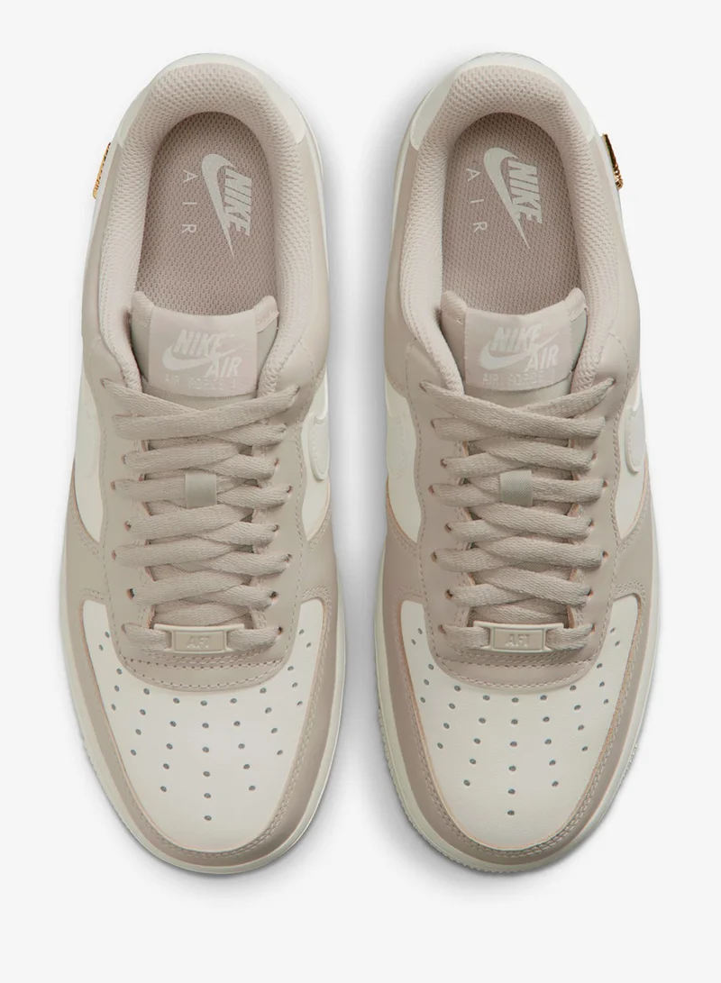 Nike CREAM II/SAIL-MTLC GOLD Air Force 1 '07 Low Crsnt for Women | Best Price UAE