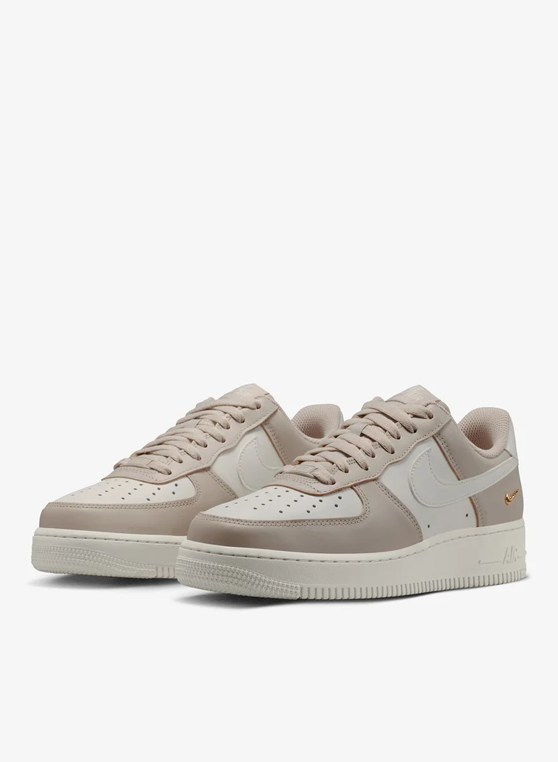 Nike CREAM II/SAIL-MTLC GOLD Air Force 1 '07 Low Crsnt for Women | Best Price UAE