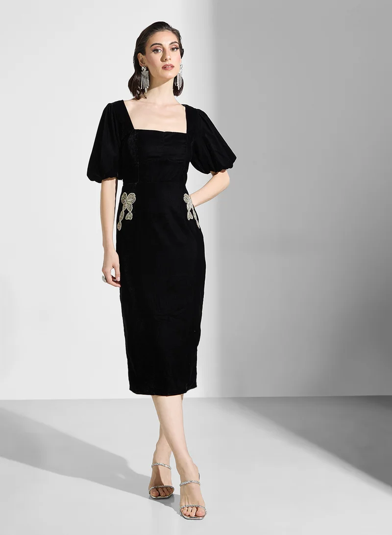 Hope & Ivy Floral Velvet Dress