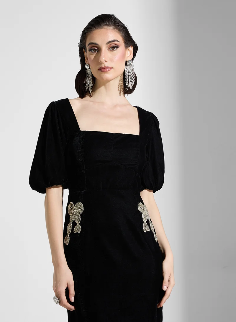 Hope & Ivy Floral Velvet Dress