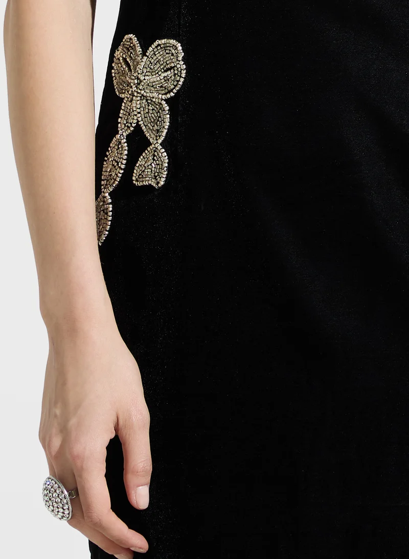 Hope & Ivy Floral Velvet Dress