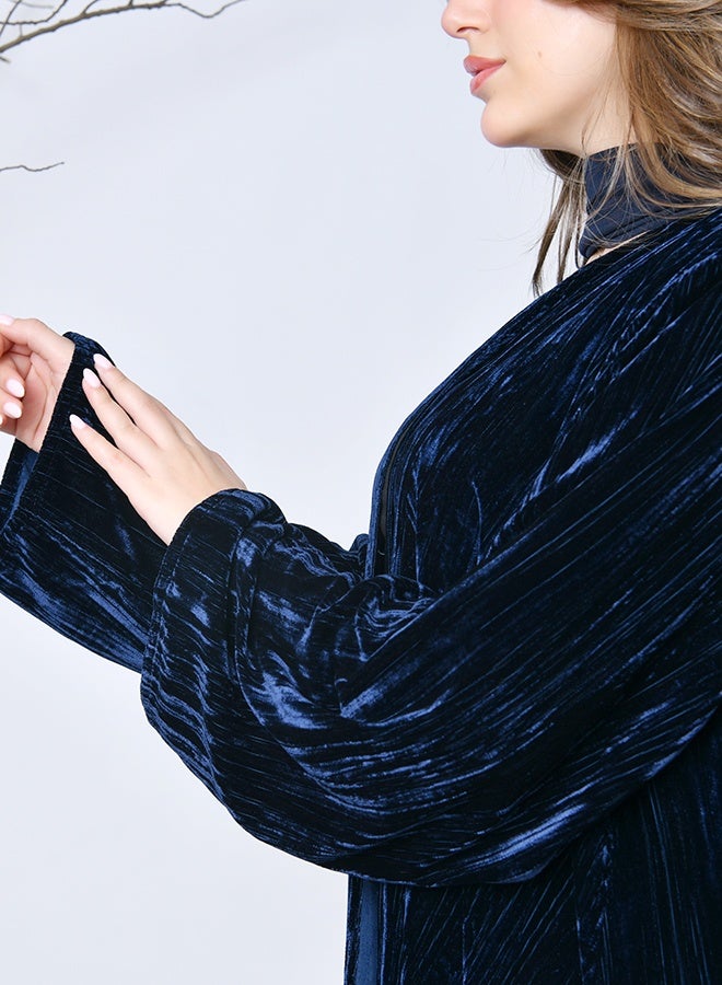 عبايات حوراء عباية مخمل فاخرة بلون كحلي داكن – تصميم راقٍ للمناسبات الشتوية - Image 5