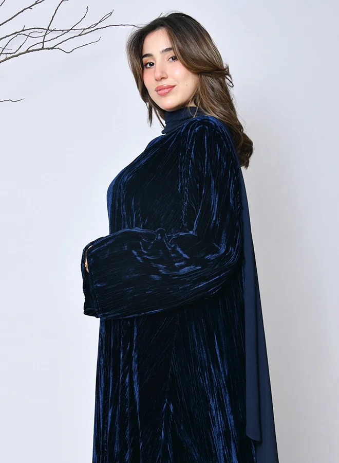HAWRAA ABAYA Luxurious dark navy velvet abaya – an elegant design for winter occasions