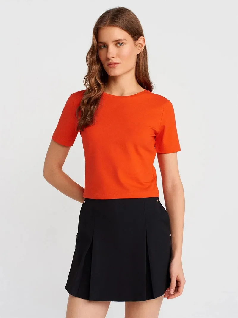ديلفين DILVIN Women's Crop Slim-Fit Crew Neck T-Shirt