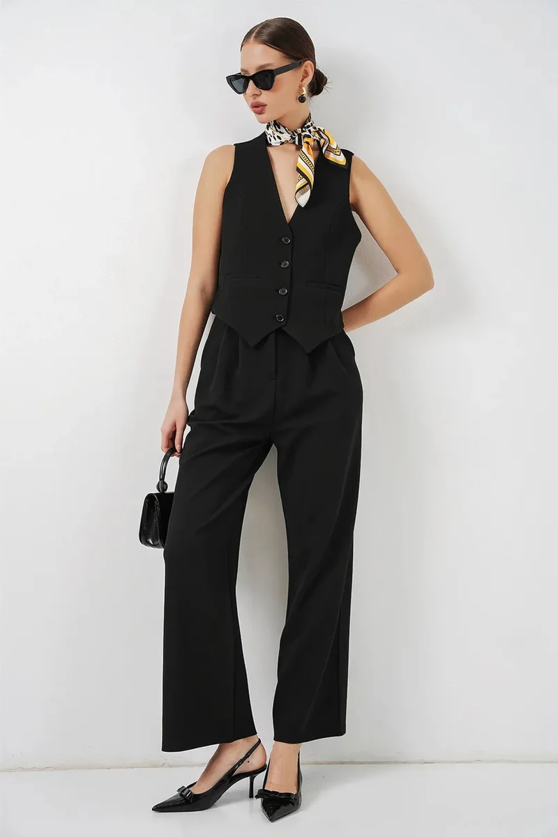 Big Dart BDART V-neck Crepe Waistcoat