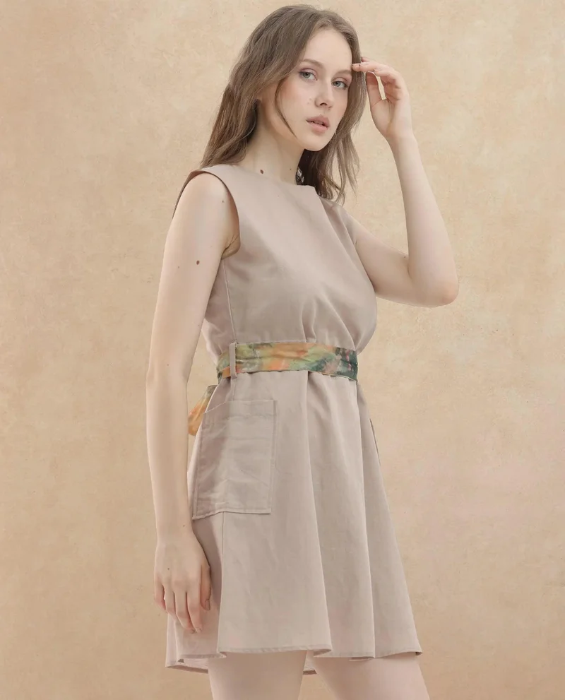 Rareism Women's Patch Pocket Short Round Neck Dress