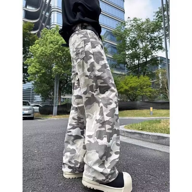 Unisex Classic Denim Jeans Loose Fit Daily Outdoor Wear - Image 3