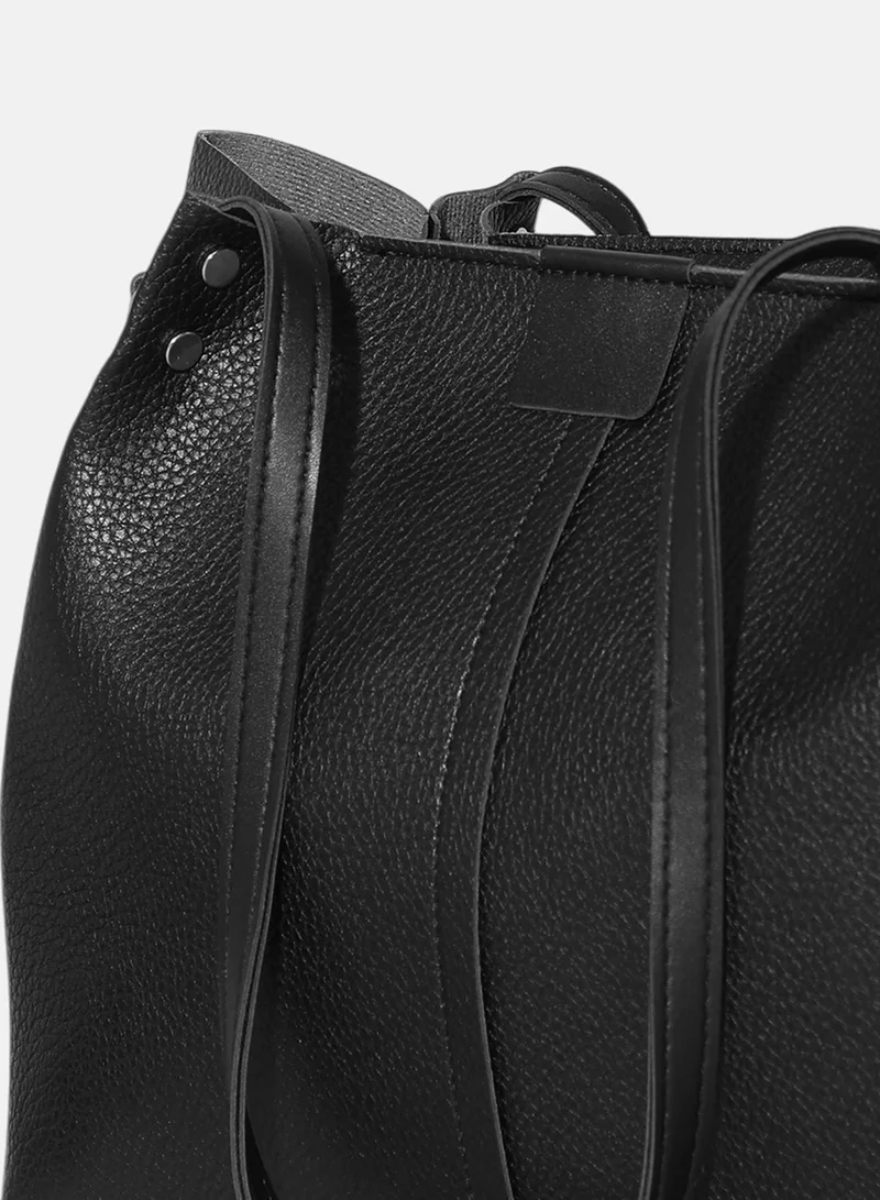 Haute Sauce Solid Zip Lock Regular Vegan Leather Hand Bag For Women