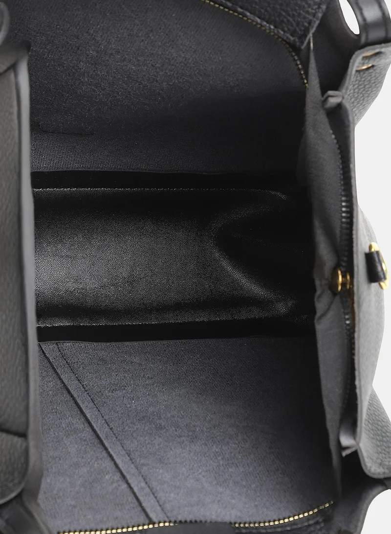 Haute Sauce Solid Zip Lock Regular Vegan Leather Hand Bag For Women