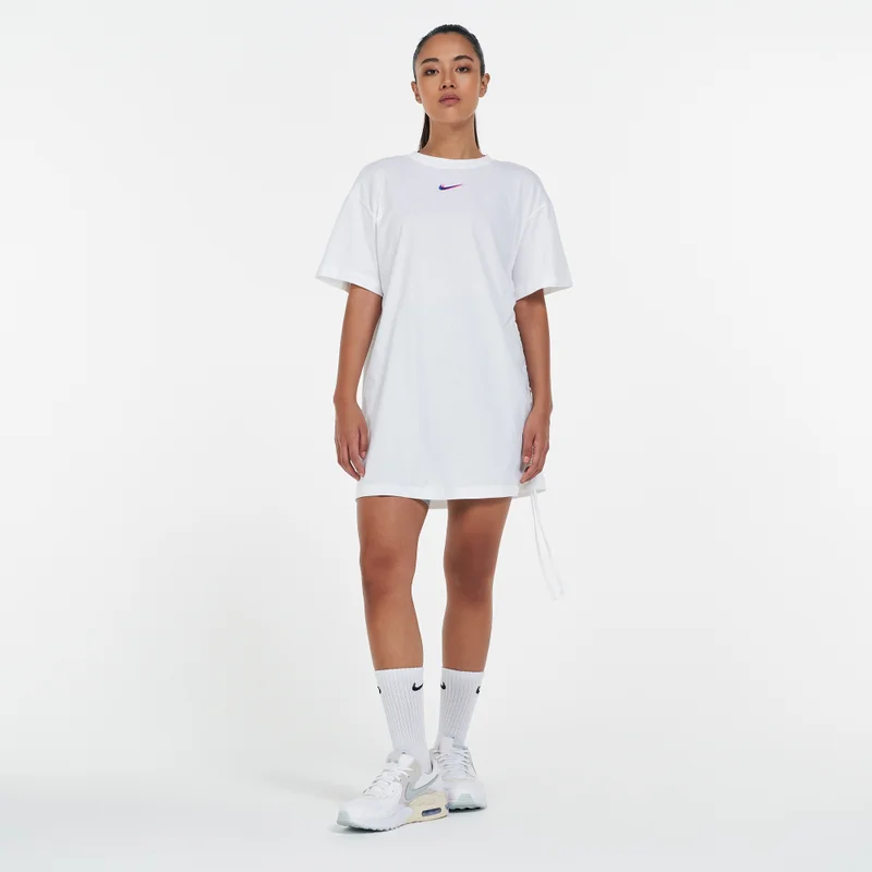 Nike Women's Sportswear Essential Dress