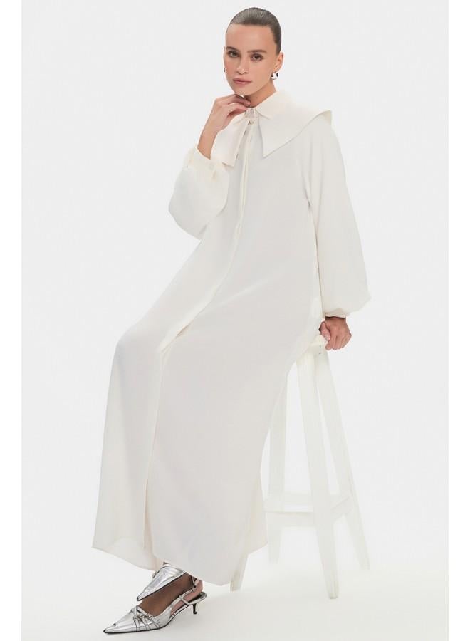 جون فستان ماكسي نسائي بياقة دمية وأكمام بالون وربطة خصر تفصيلية - لون إكرو - Image 5