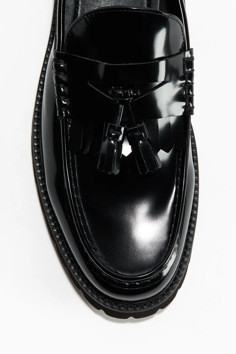 H&M  Chunky tasselled penny loafers for Men | Best Price UAE