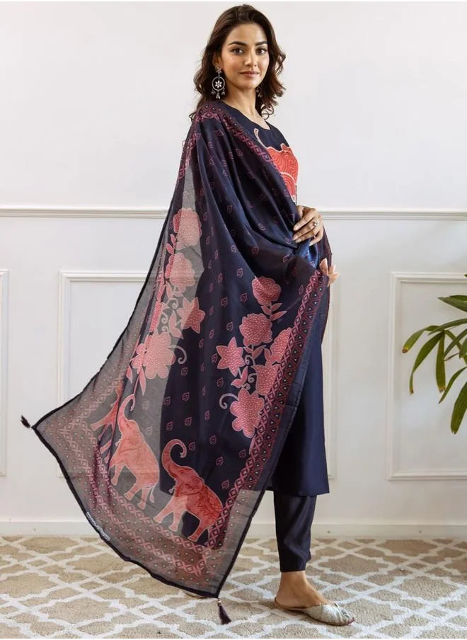 آي شين Mid Rise Women Navy Blue Muslin Kurta Set with Embroidered pattern Tunic and Palazzo features a Round neckline and Three-Fourth Sleeve secured with Elastic closure and styled in Straight Fit ideal for Festive moments — exude elegance in every glance.