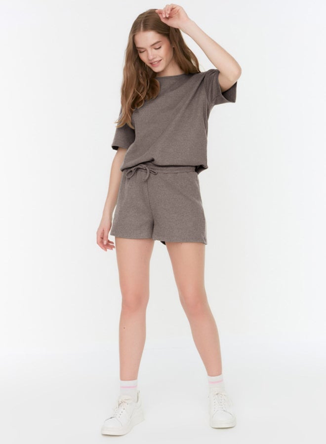 trendyol Mink Waffle Fabric Knitted Pajama Set with Shorts - Image 3