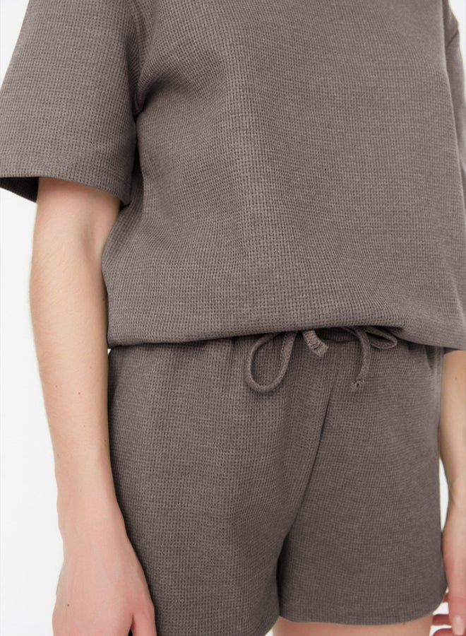 trendyol Mink Waffle Fabric Knitted Pajama Set with Shorts - Image 4