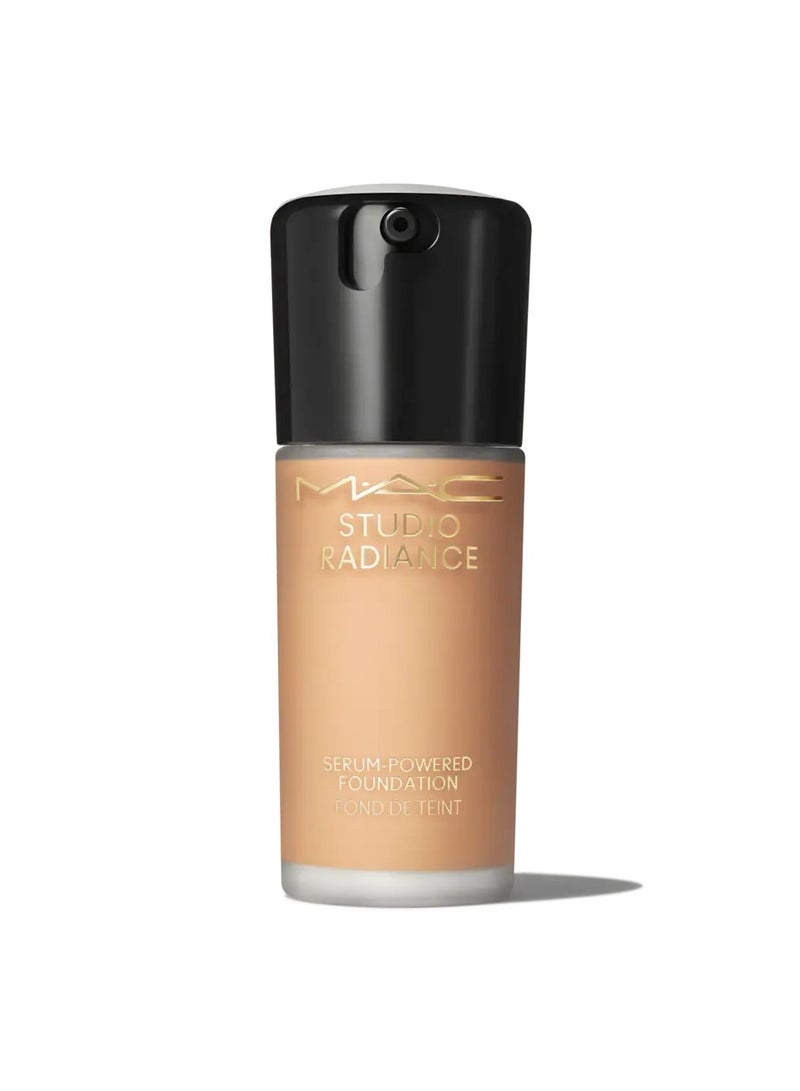 MAC Cosmetics Studio Radiance Serum powered Foundation NC27 - Image 1