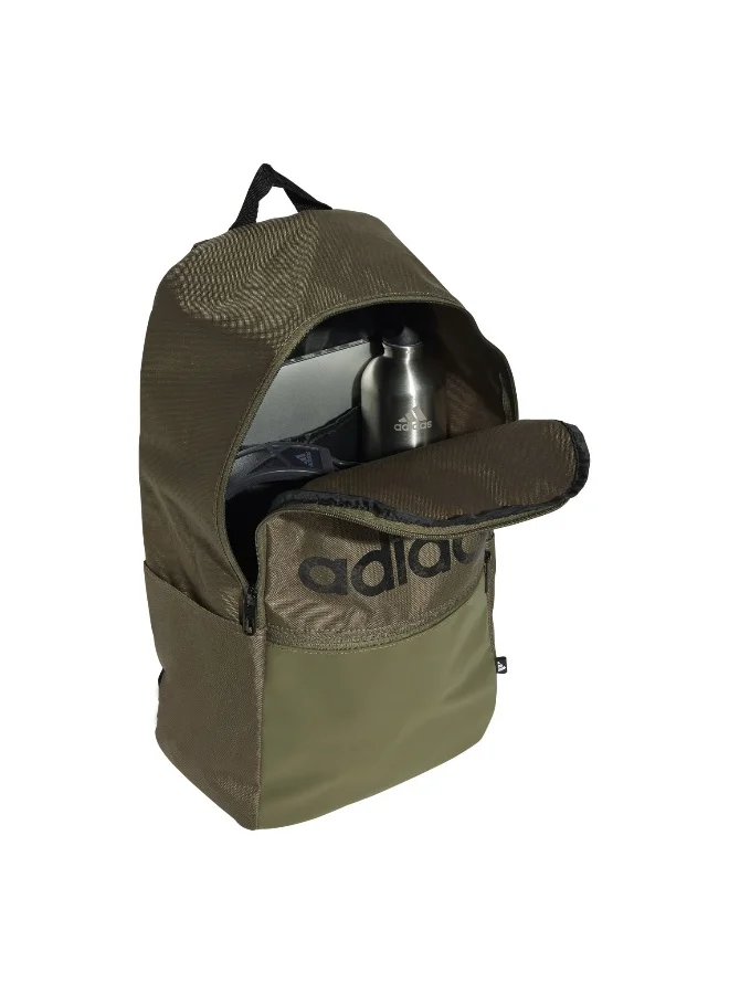 Adidas Adidas Clsc Bp Day U Green Not Sports Specific Bags For Men & Women