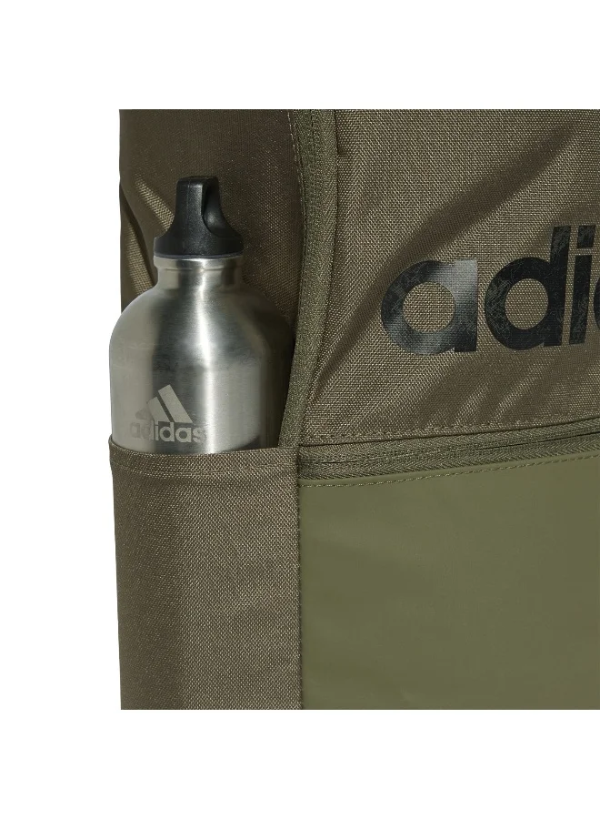 Adidas Adidas Clsc Bp Day U Green Not Sports Specific Bags For Men & Women